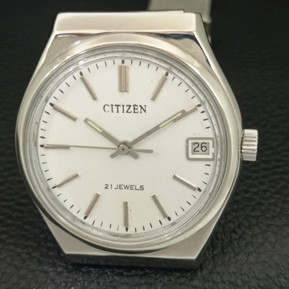 Vintage 1988 Citizen Manual Mens Silver Watch W/daydate & White accents
